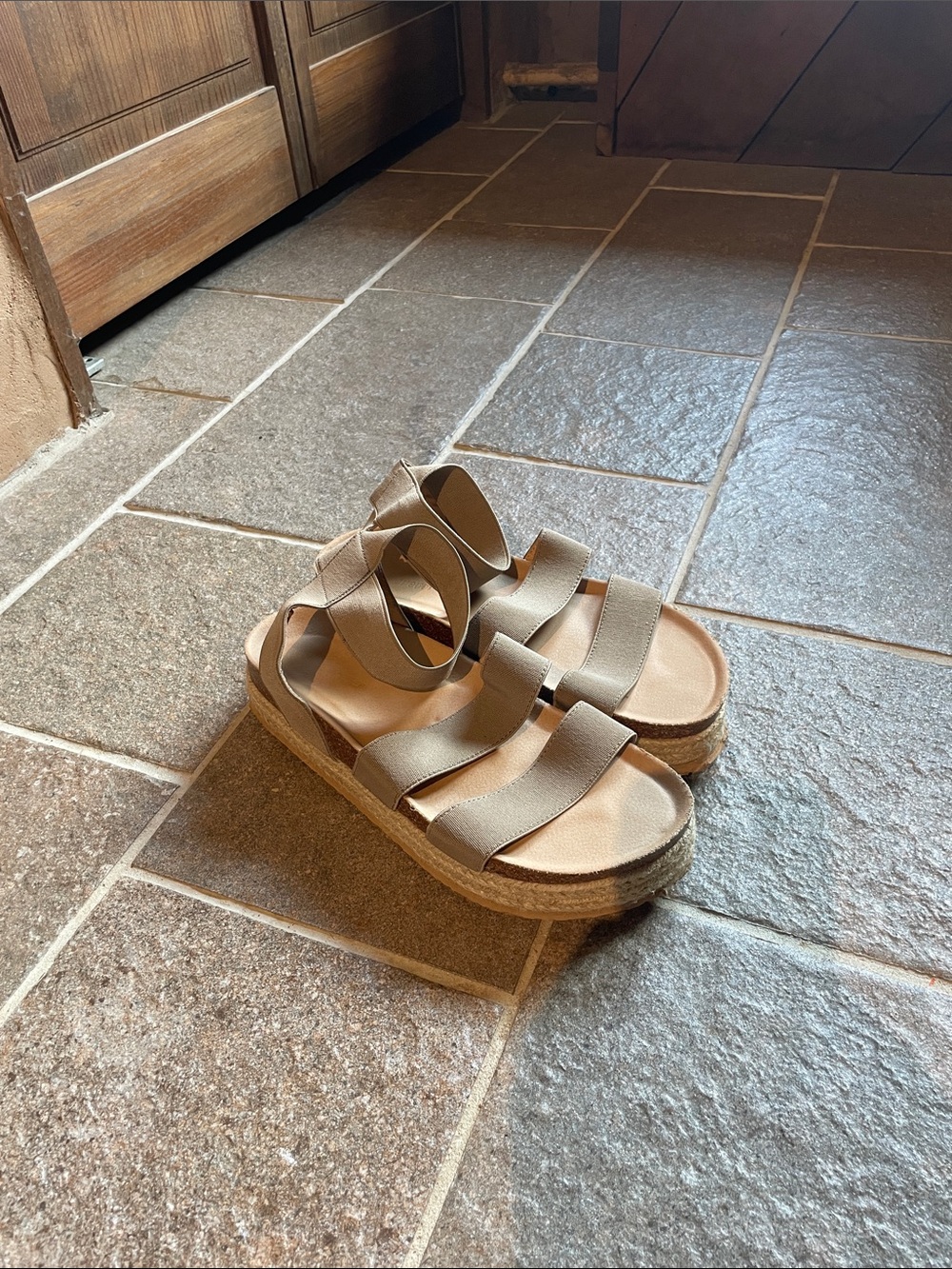 Women’s Tan Espadrille Platform Sandals with Strappy Elastic Upper